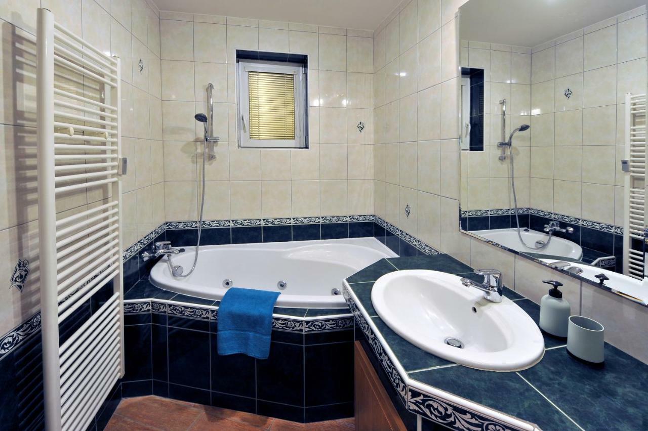 Apartman Zara Velky Slavkov Exterior photo